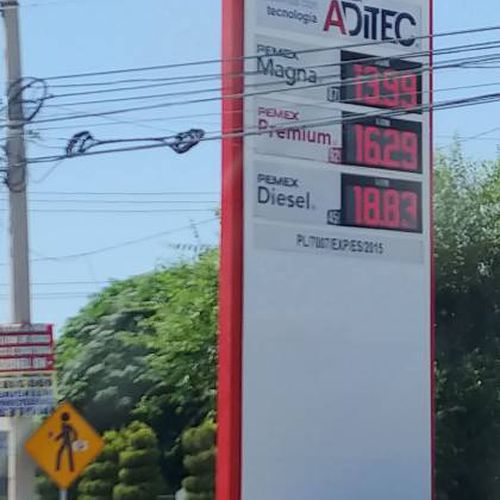 Precios de gasolina en Oxxo Gas TECNOLOGICO Y DUMONT Juárez