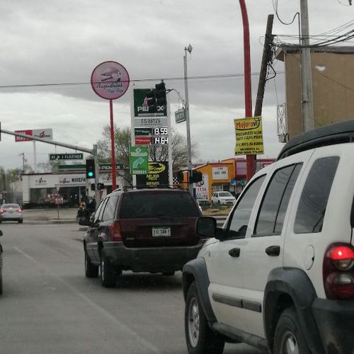 Precios de gasolina en Pemex ES04260 Juárez
